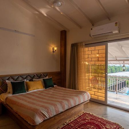 Stayvista'S Harvest Haven - Pool-View Villa With Deck & Machan Near Sula Nashik Exteriör bild