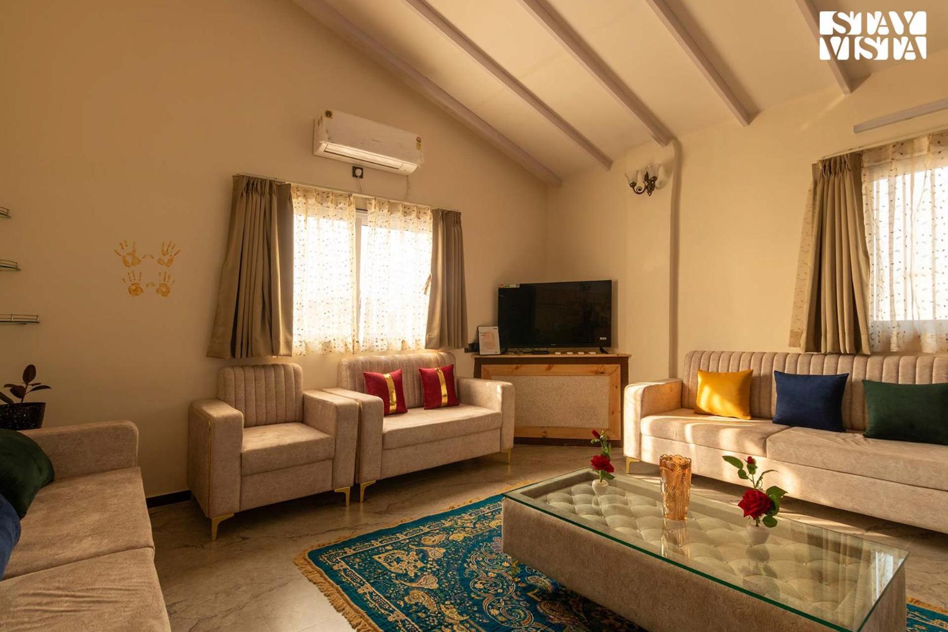 Stayvista'S Harvest Haven - Pool-View Villa With Deck & Machan Near Sula Nashik Exteriör bild