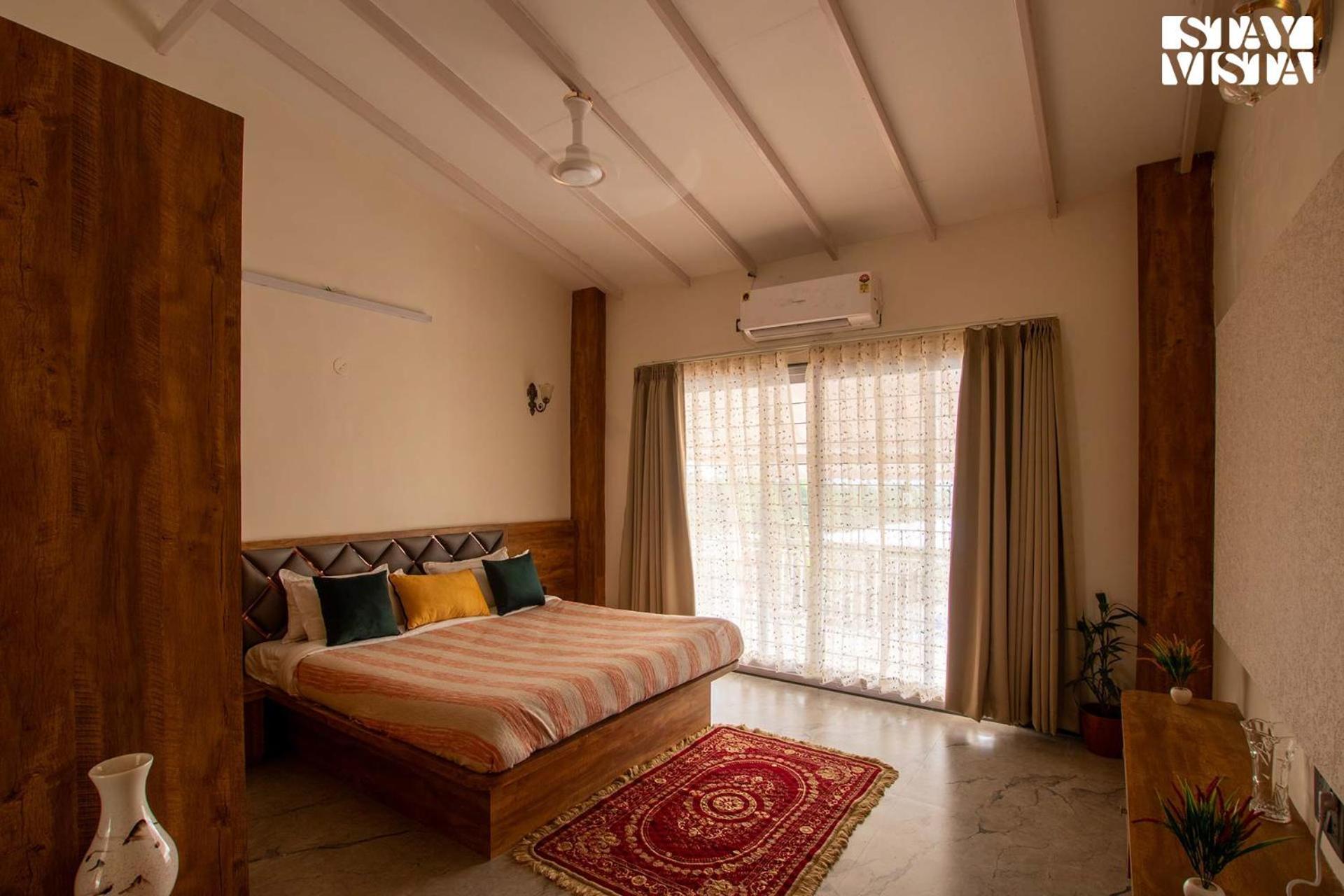 Stayvista'S Harvest Haven - Pool-View Villa With Deck & Machan Near Sula Nashik Exteriör bild